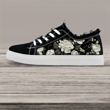 Sports Shoes
