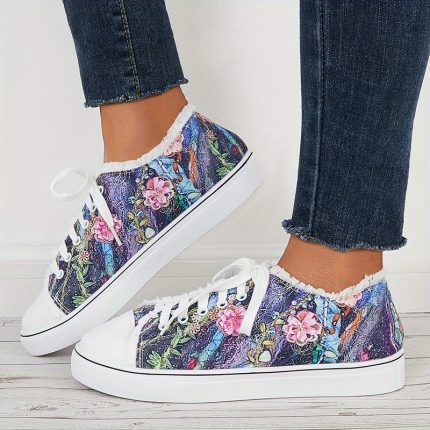 Sports Shoes