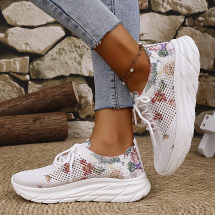 Sports Shoes
