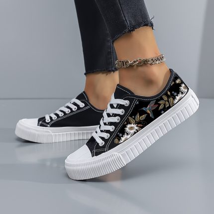 Sports Shoes