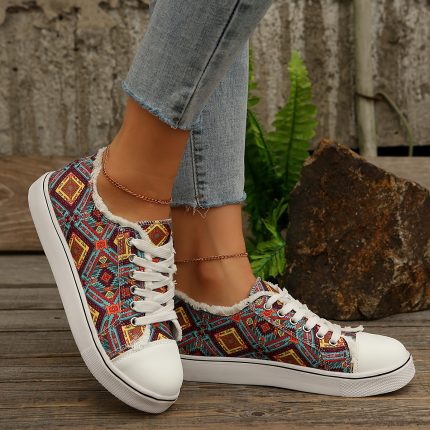Sports Shoes