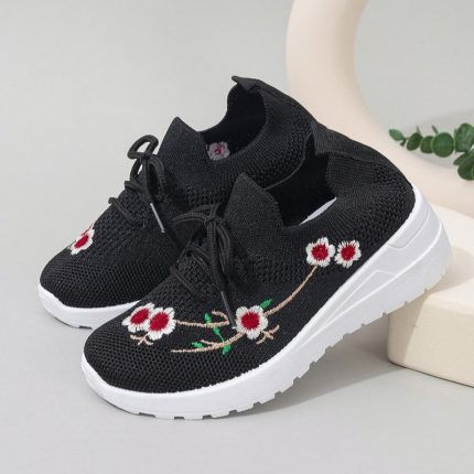 Sports Shoes