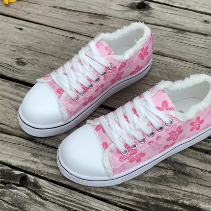 Sports Shoes