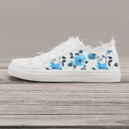 Sports Shoes