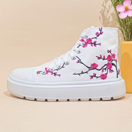 Sports Shoes