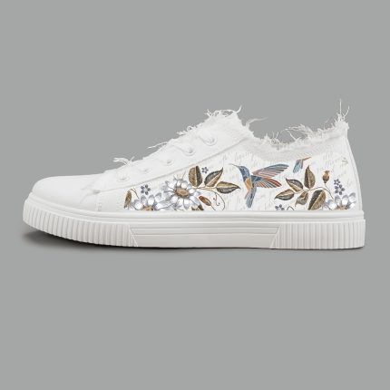 sports shoes