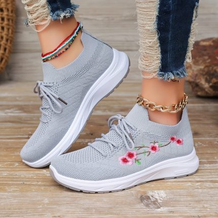 Sports Shoes