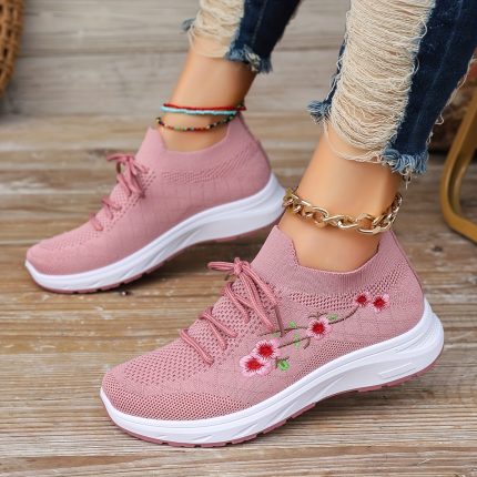 Sports Shoes